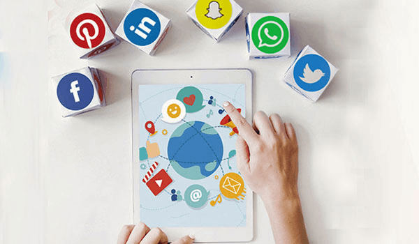 a picture depicting various social media platforms